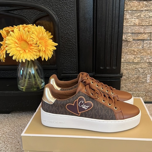 NWB Michael Kors Poppy Lace Up Sneakers Size‎ 6 🔥